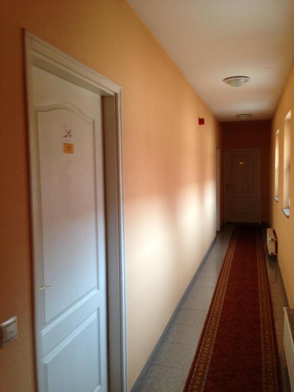 Hotel Arany Trofea Eger Extérieur photo
