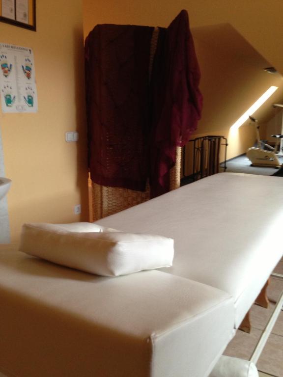 Hotel Arany Trofea Eger Extérieur photo