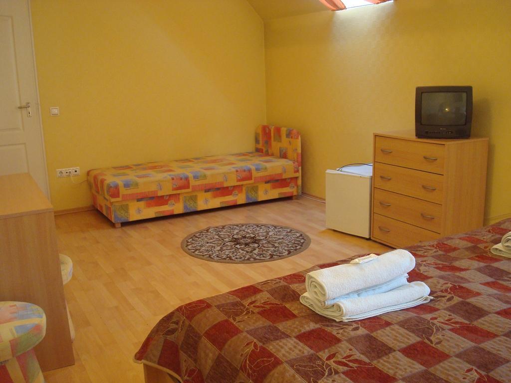 Hotel Arany Trofea Eger Chambre photo