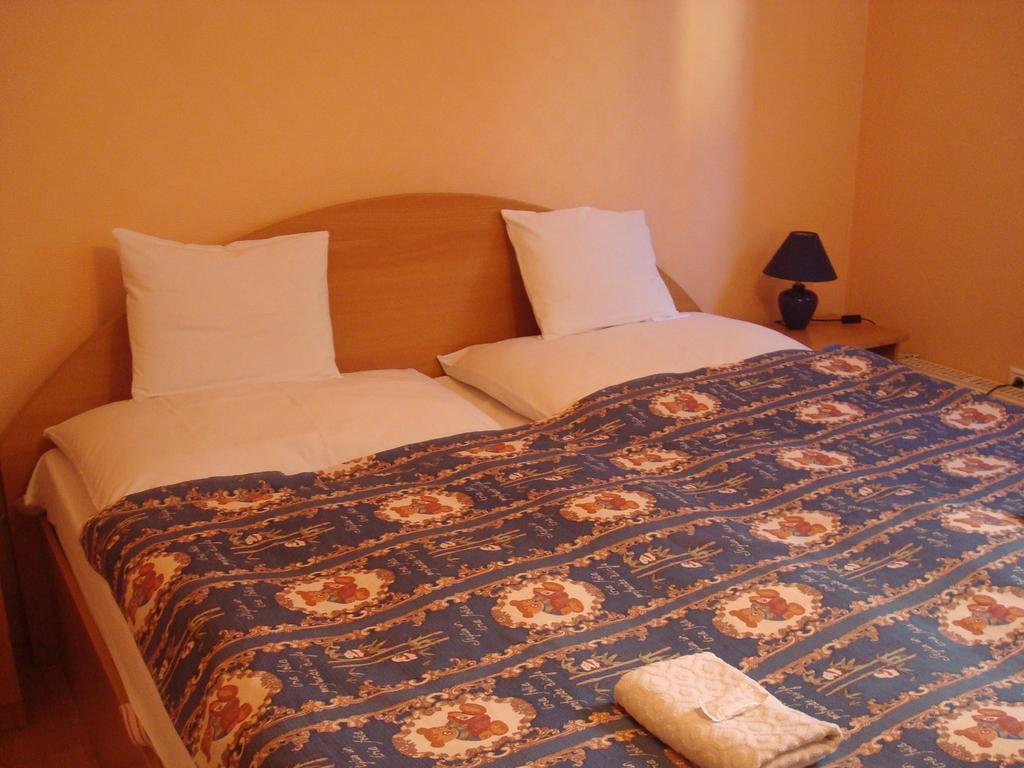 Hotel Arany Trofea Eger Chambre photo